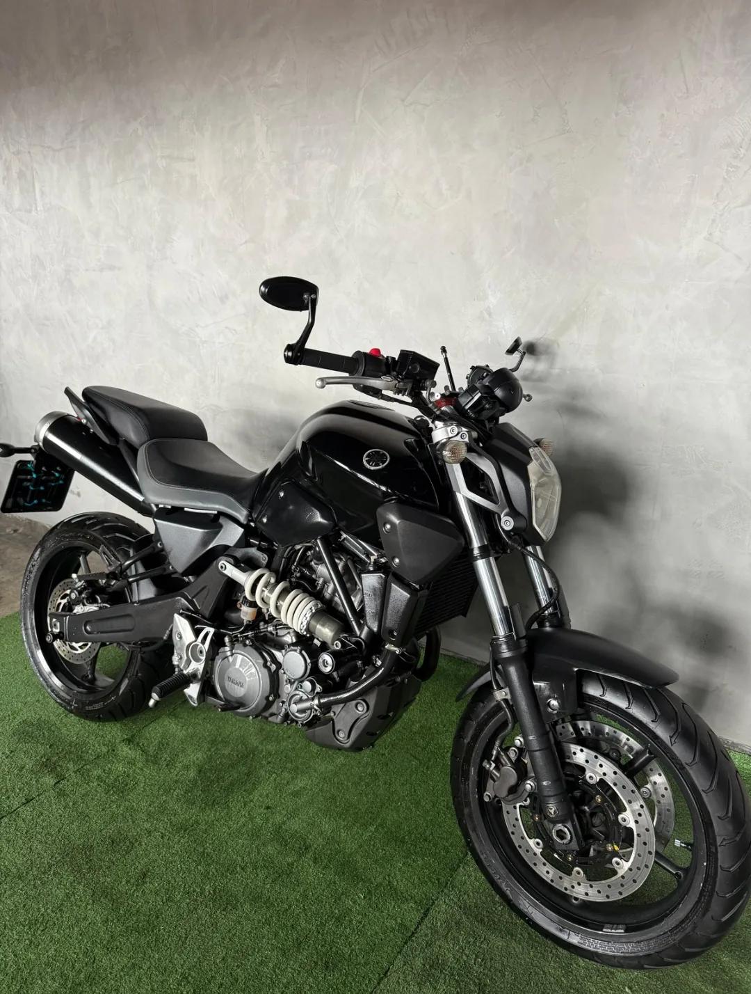 Yamaha MT-03 660CC - miniatura 4