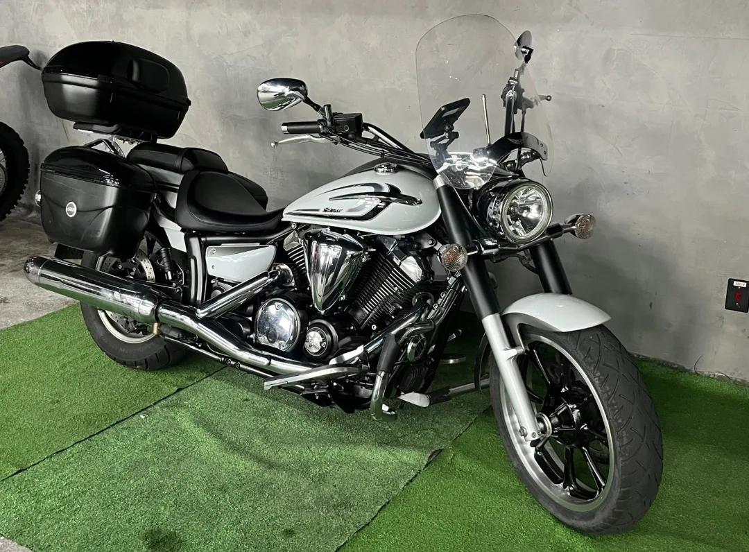 Yamaha XBS 950 MIDNIGHT STAR - foto 1