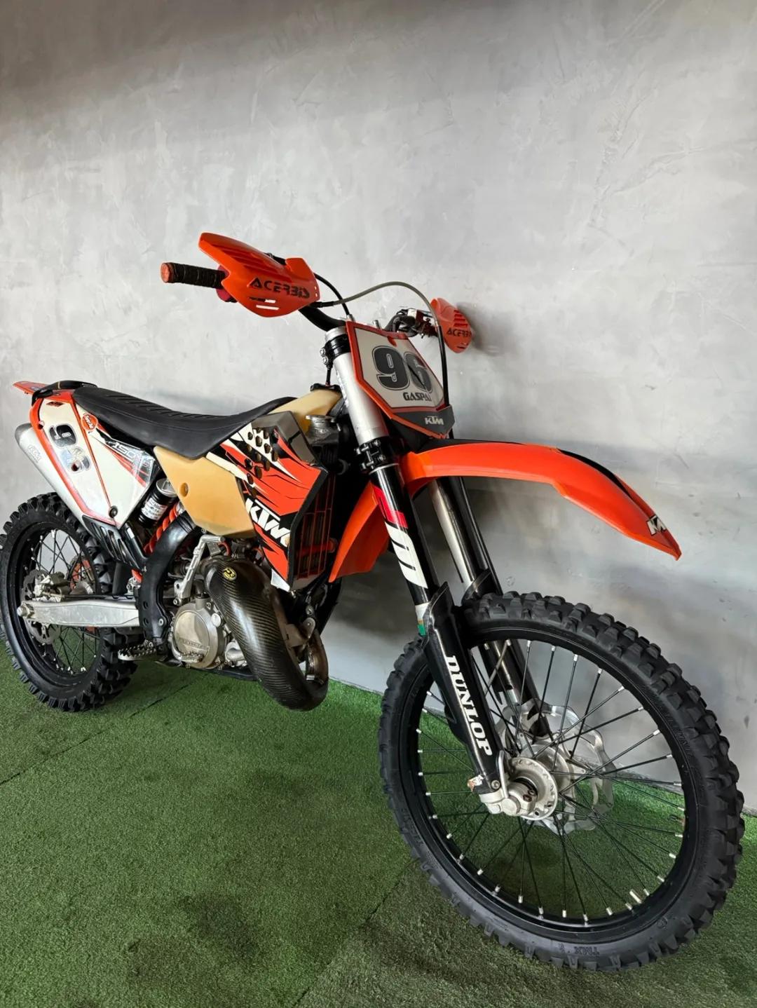 KTM 150XC - foto 1