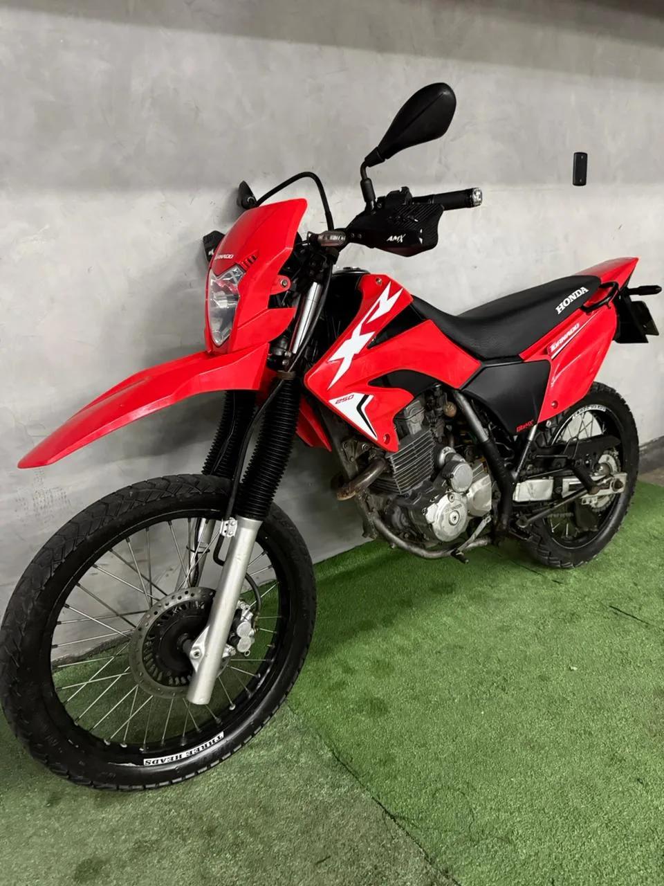 Honda XR 250 TORNADO - miniatura 2