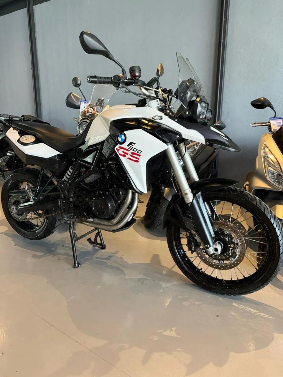 BMW F 800 GS - foto 1